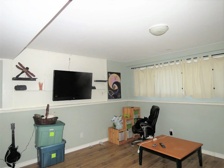 8123 Sumac Place, Mission, BC, V2V 5L2 - 8