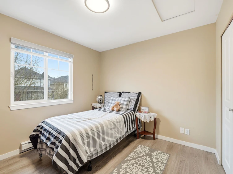 14858 56a Avenue, Surrey, BC, V3S 8X1 - 14
