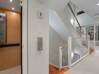 TH20-1281 W Cordova Street - 4