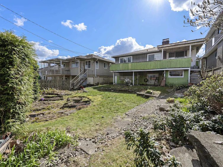 3281 E 2nd Avenue, Vancouver, BC, V5M 1G2 - 29