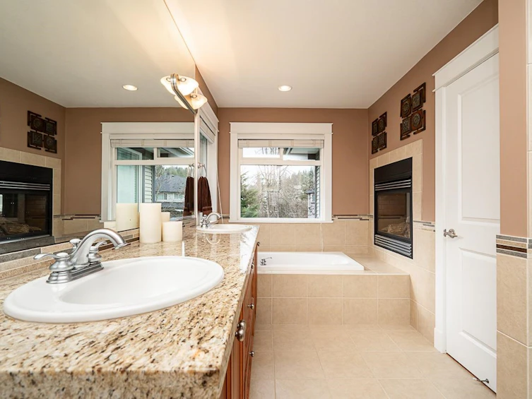 23835 132nd Avenue, Maple Ridge, BC, V4R 2S5 - 23