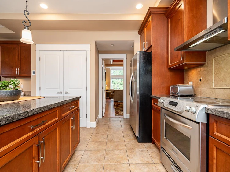 23835 132nd Avenue, Maple Ridge, BC, V4R 2S5 - 14