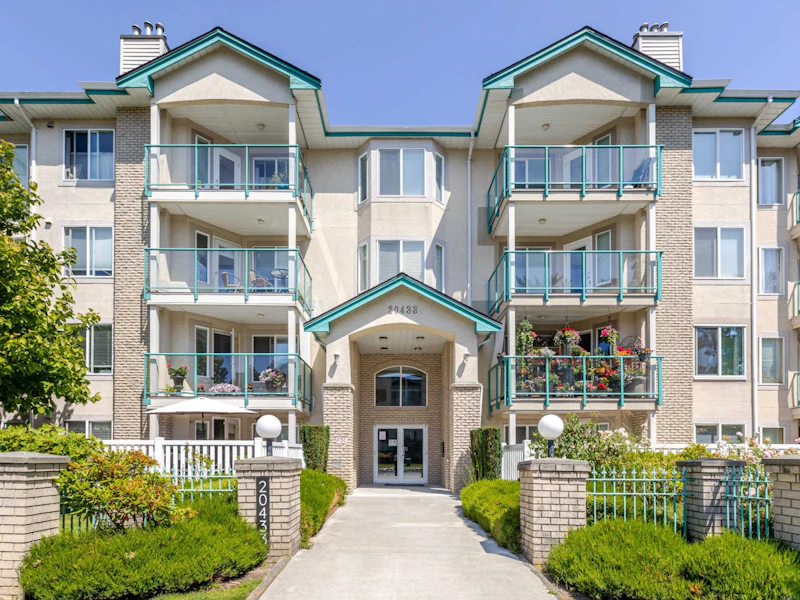 202 - 20433 53rd Avenue, Langley BC V3A 7A6