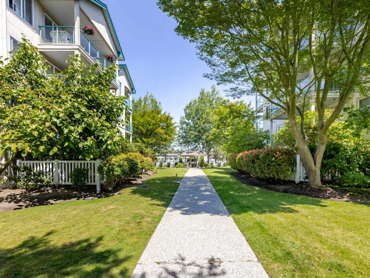 202-20433 53 Avenue, Langley, BC, V3A 7A6 - 36
