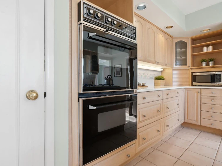 6034 Collingwood Place, Vancouver, BC, V6N 1V1 - 7
