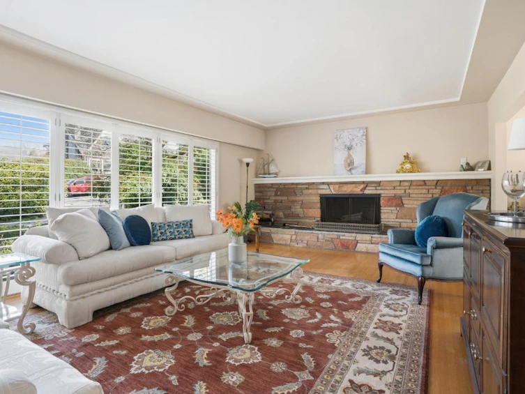 6034 Collingwood Place, Vancouver, BC, V6N 1V1 - 2