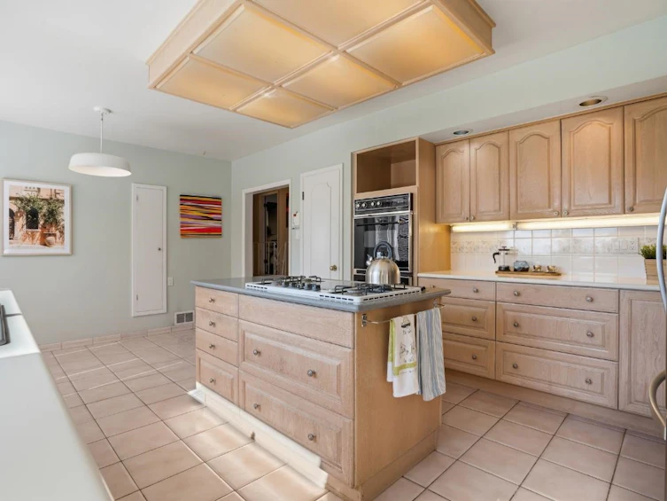 6034 Collingwood Place, Vancouver, BC, V6N 1V1 - 10