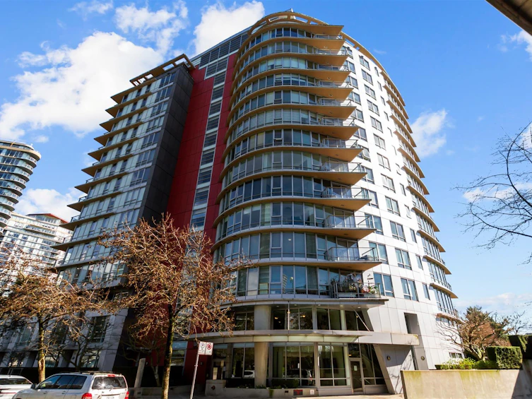 306-980 Cooperage Way, Vancouver, BC, V6B 0C3