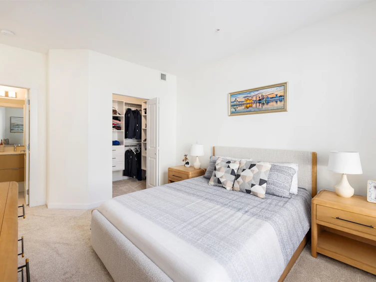 229-255 W 1st Street, North Vancouver, BC, V7M 3G8 - 9
