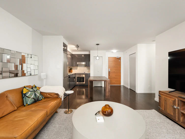 717-161 W Georgia Street, Vancouver, BC, V6B 0K9 - 2