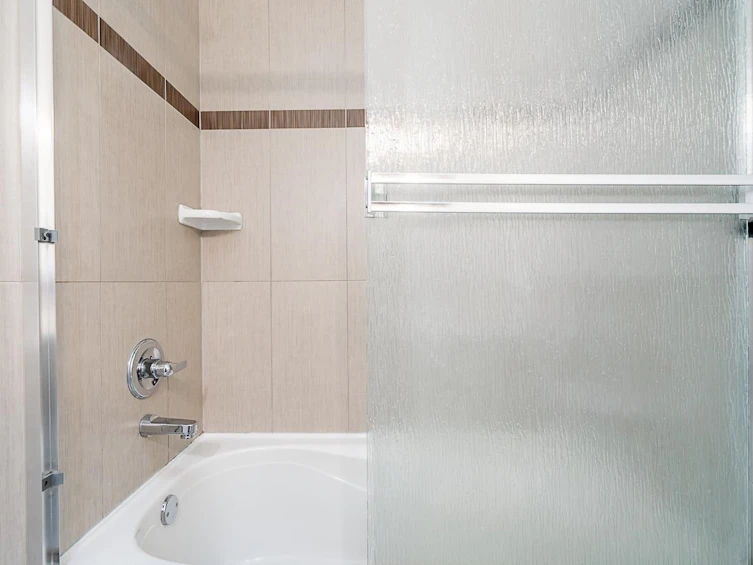 6159 Canada Way, Burnaby, BC, V5E 3P1 - 24