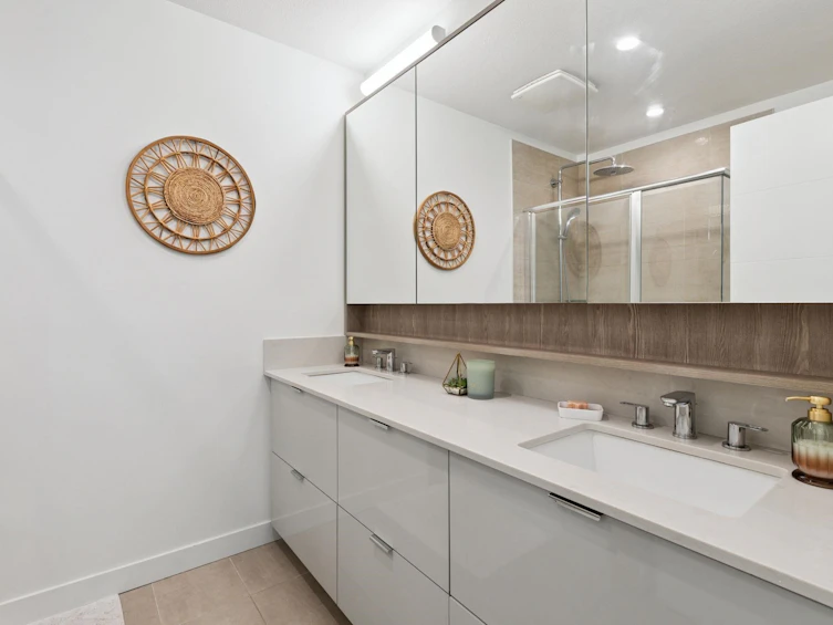309-128 E 8th Street, North Vancouver, BC, V7L 0H2 - 12