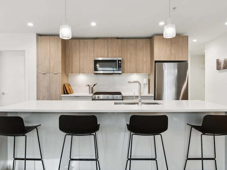 309-128 E 8th Street, North Vancouver, BC, V7L 0H2 - 4