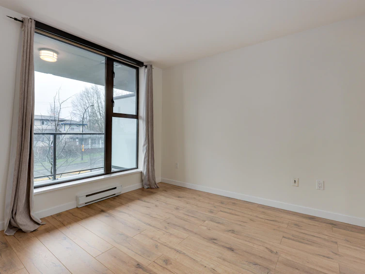 306-683 W Victoria Park, North Vancouver, BC, V7M 0A2 - 23