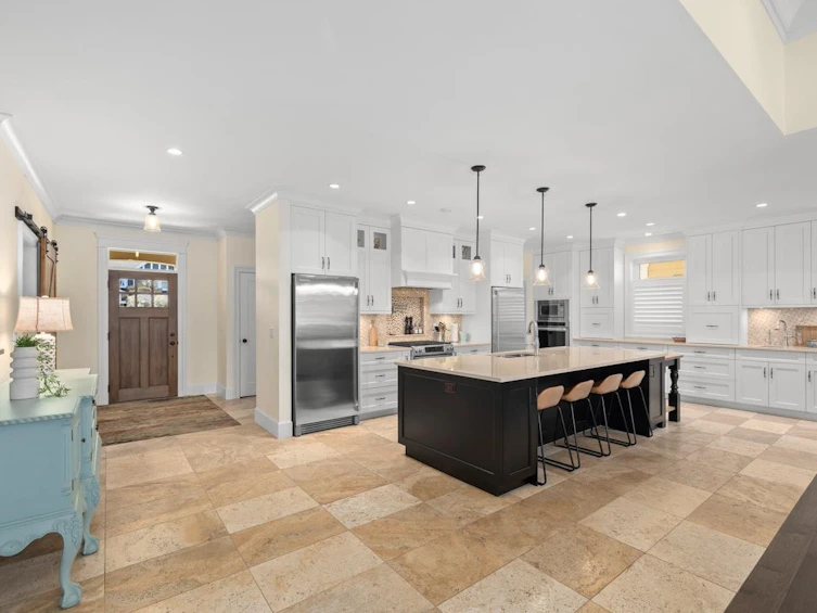 9075 King Street, Langley, BC, V1M 2S6 - 4