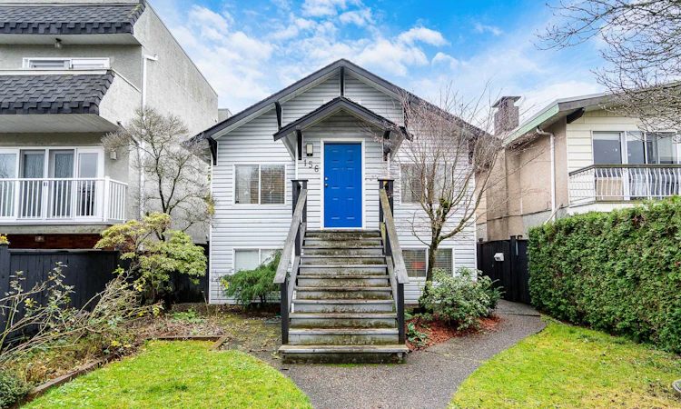 156 E 53rd Avenue