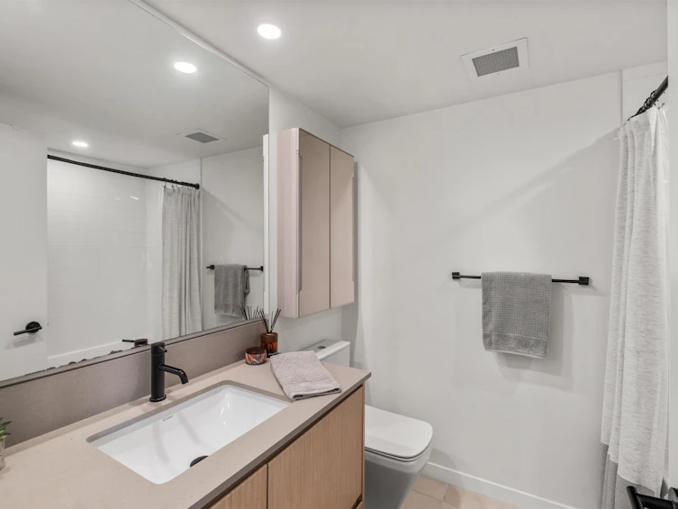 33-528 E 2nd Street, North Vancouver, BC, V7L 0G8 - 19