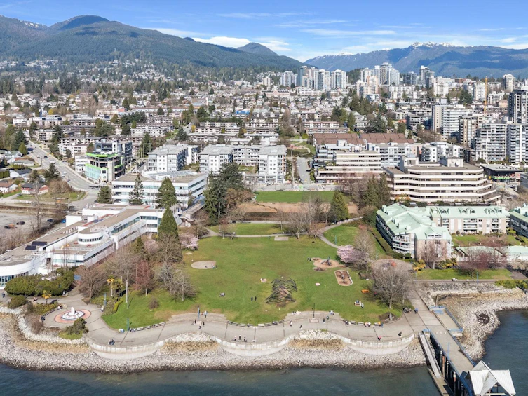 201-225 W 3rd Street, North Vancouver, BC, V7M 1E9 - 39