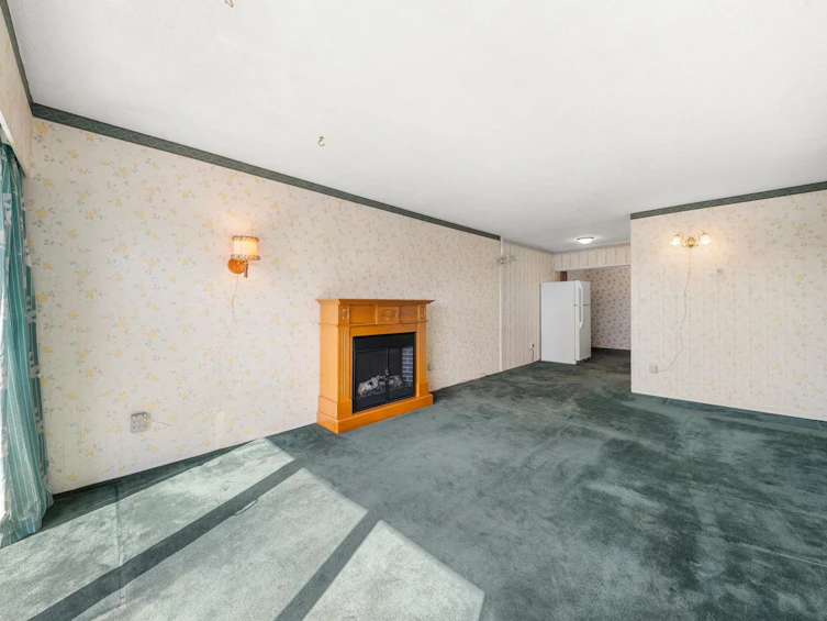 201-225 W 3rd Street, North Vancouver, BC, V7M 1E9 - 6