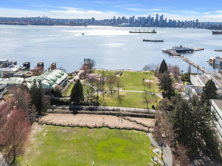 201-225 W 3rd Street, North Vancouver, BC, V7M 1E9 - 38