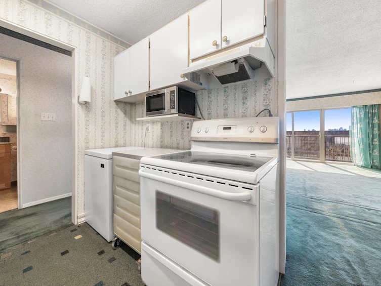201-225 W 3rd Street, North Vancouver, BC, V7M 1E9 - 15