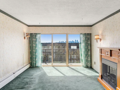 201-225 W 3rd Street - 3