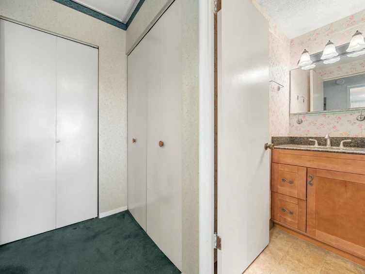 201-225 W 3rd Street, North Vancouver, BC, V7M 1E9 - 25