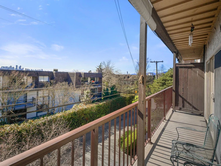 201-225 W 3rd Street, North Vancouver, BC, V7M 1E9 - 11