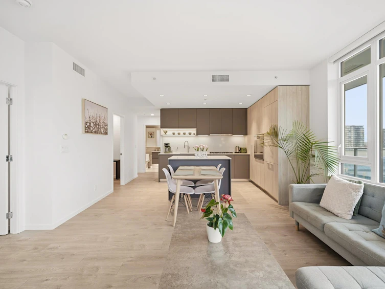 619-6300 Minoru Boulevard, Richmond, BC, V6Y 0N1 - 5