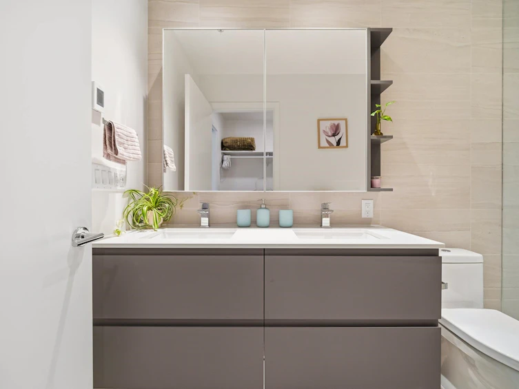 619-6300 Minoru Boulevard, Richmond, BC, V6Y 0N1 - 7
