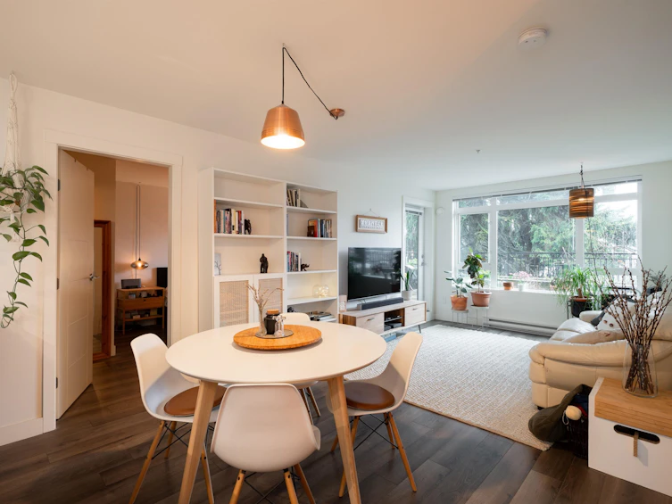 215-2525 Clarke Street, Port Moody, BC, V3H 0J3 - 3