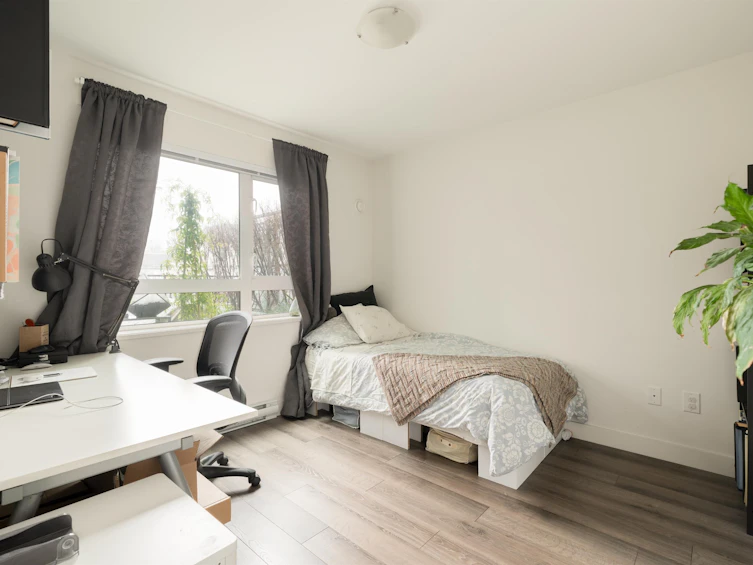 215-2525 Clarke Street, Port Moody, BC, V3H 0J3 - 21