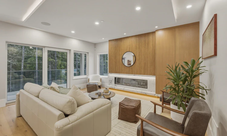 1733 River Run Place