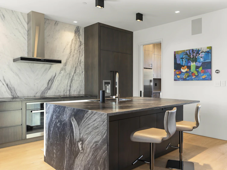 6021 Collingwood Place, Vancouver, BC, V6N 1V2 - 4