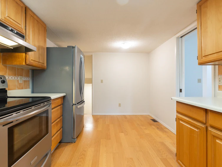 104-12745 16 Avenue, Surrey, BC, V4A 1N2 - 22