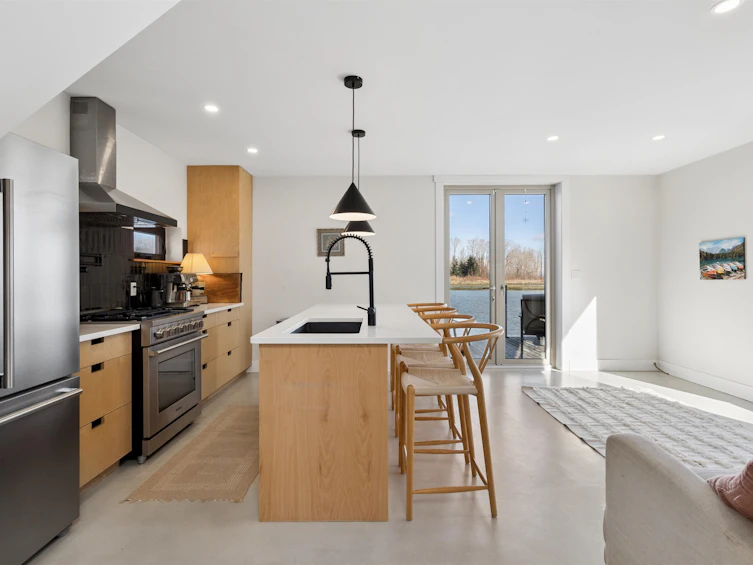 4345 W River Road, Delta, BC, V4K 1R9 - 2