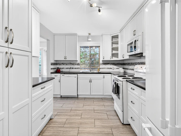 305-1488 Merklin Street, Surrey, BC, V4B 4C3 - 5