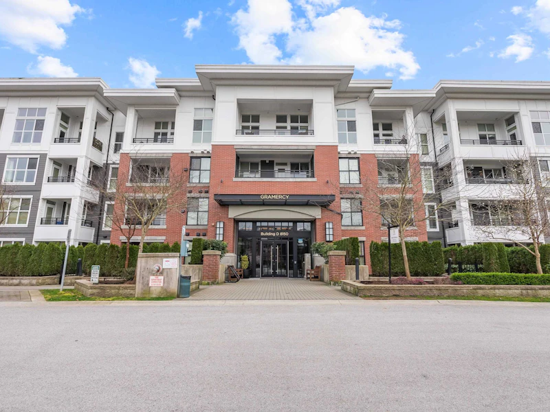 D221 - 8150 207th Street, Langley BC