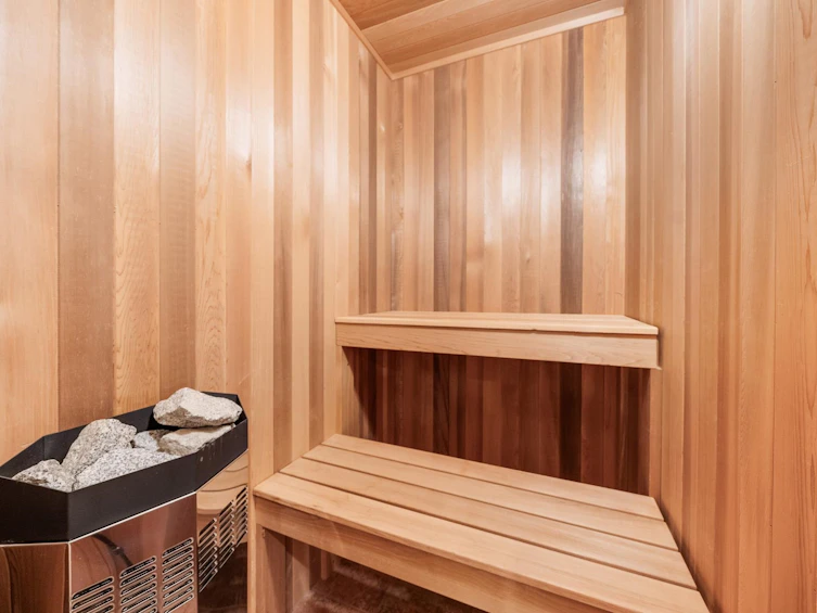 7088 Wiltshire Street, Vancouver, BC, V6P 5H5 - 39