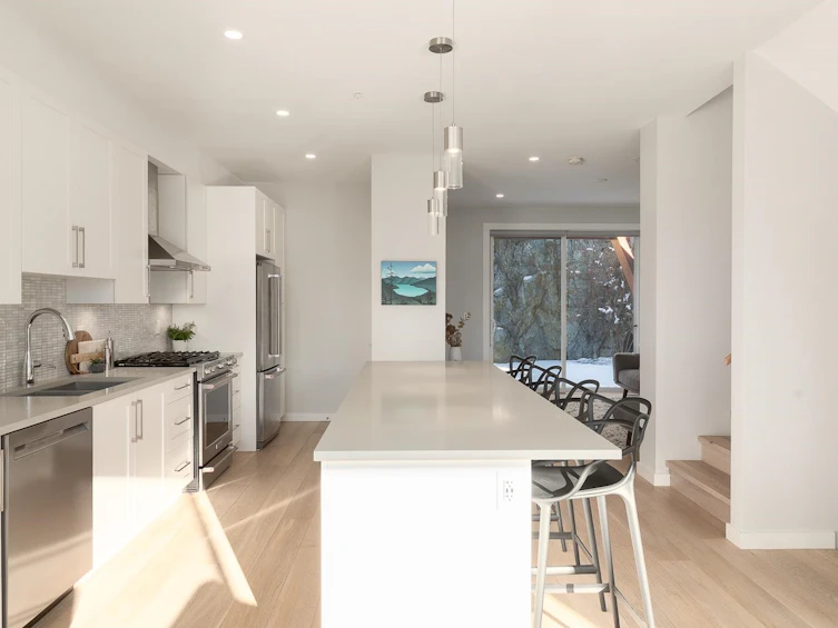 41324 Horizon Drive, Squamish, BC, V8B 0Y7 - 14