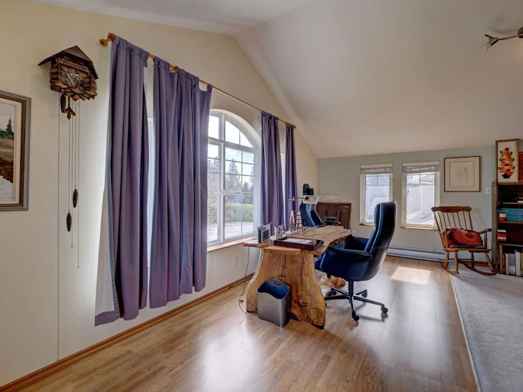 5621 Nickerson Road, Sechelt, BC, V7Z 0M6 - 22