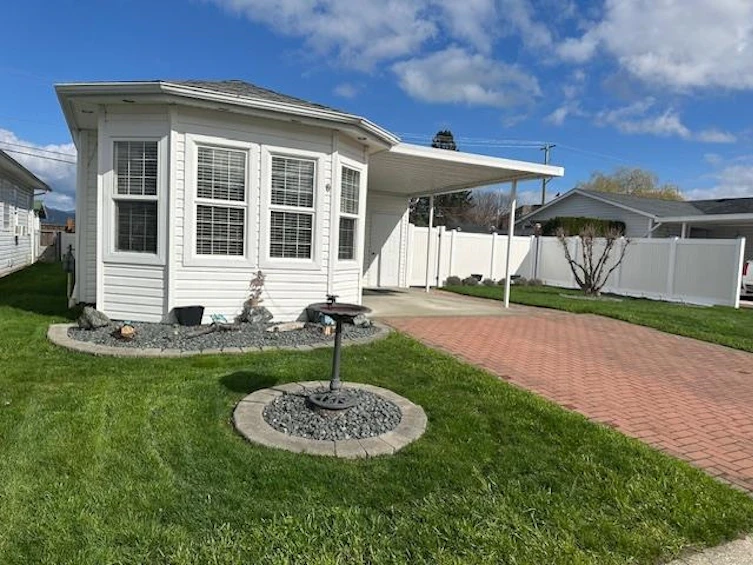 6-45918 Knight Road, Chilliwack, BC, V2R 3X4