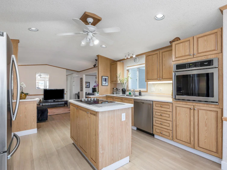 6-45918 Knight Road, Chilliwack, BC, V2R 3X4 - 9