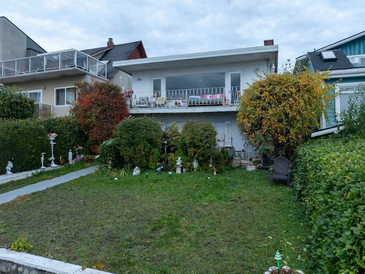 34 N Hythe Avenue, Burnaby, BC, V5B 1G4 - 22