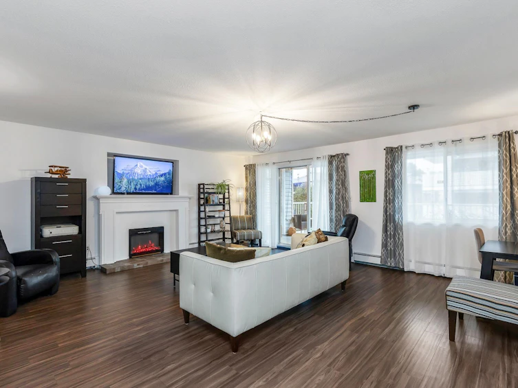 119-32833 Landeau Place, Abbotsford, BC, V2S 6S6 - 2