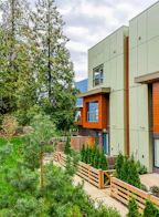 2 5858 132nd Street