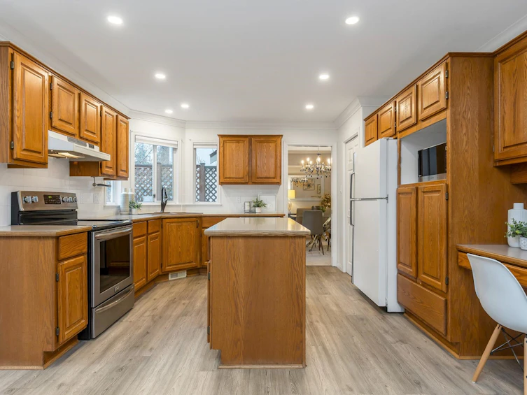 9289 204 Street, Langley, BC, V1M 2L8 - 11