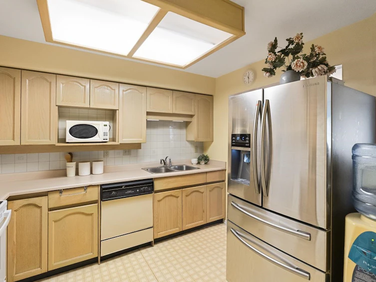 108-8611 Ackroyd Road, Richmond, BC, V6X 3P4 - 10