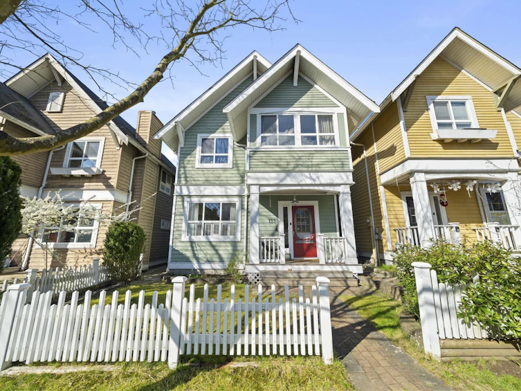 133 Star Crescent, New Westminster, BC, V3M 6X6