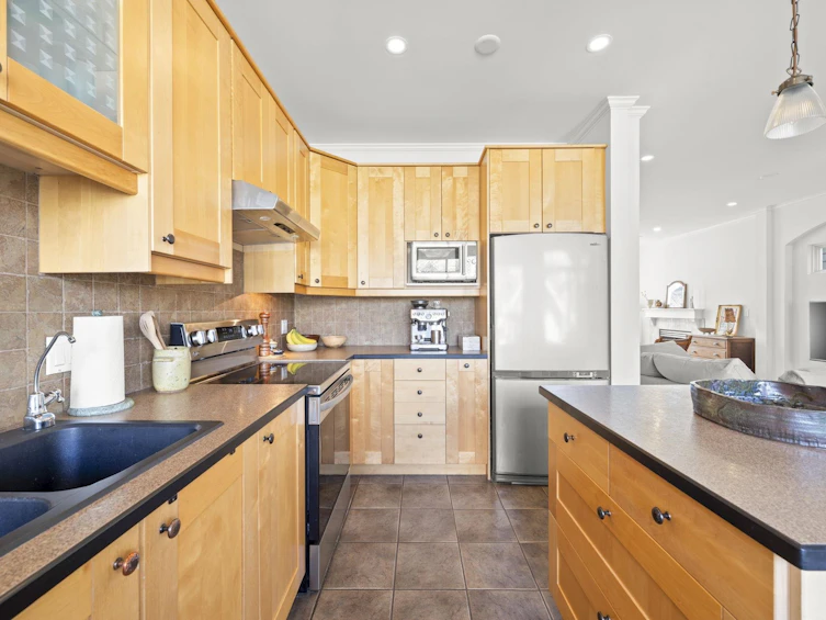 133 Star Crescent, New Westminster, BC, V3M 6X6 - 14